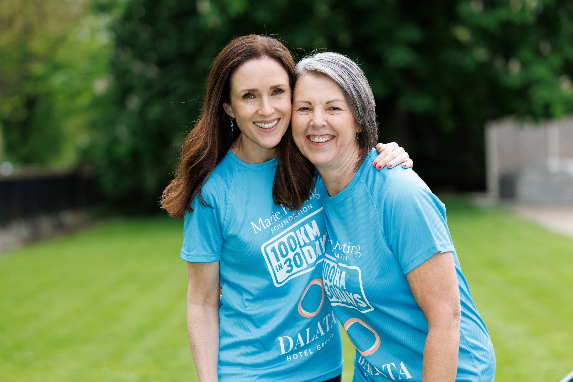 100km in 30 days Maia Dunphy with Director of Nursing Helen Forristal